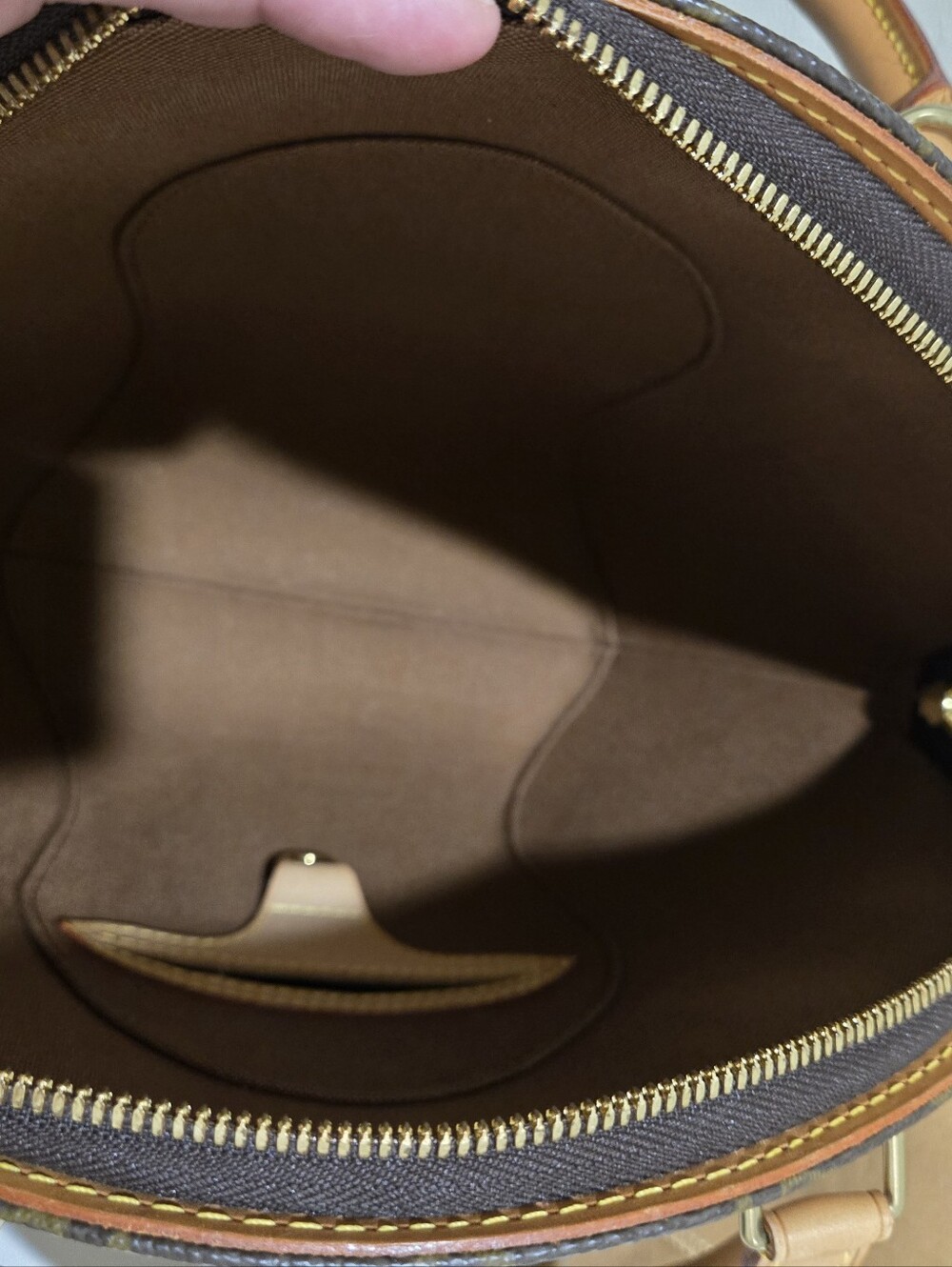 Louis Vuitton Ellipse PM Monogram Top-Handle Bag - Picture 8 of 11